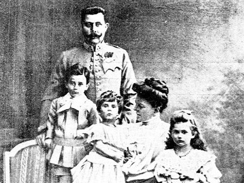 Archduke Franz Ferdinand of Austria-Hungary With His Family, 1908
